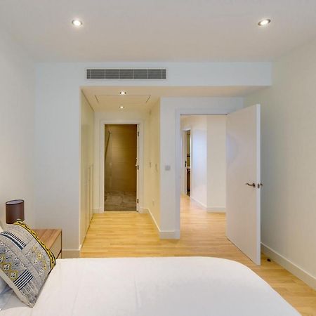 Luxury Modern Apartment With Exceptional Views! Hosted By Sweetstay Гибралтар Екстериор снимка