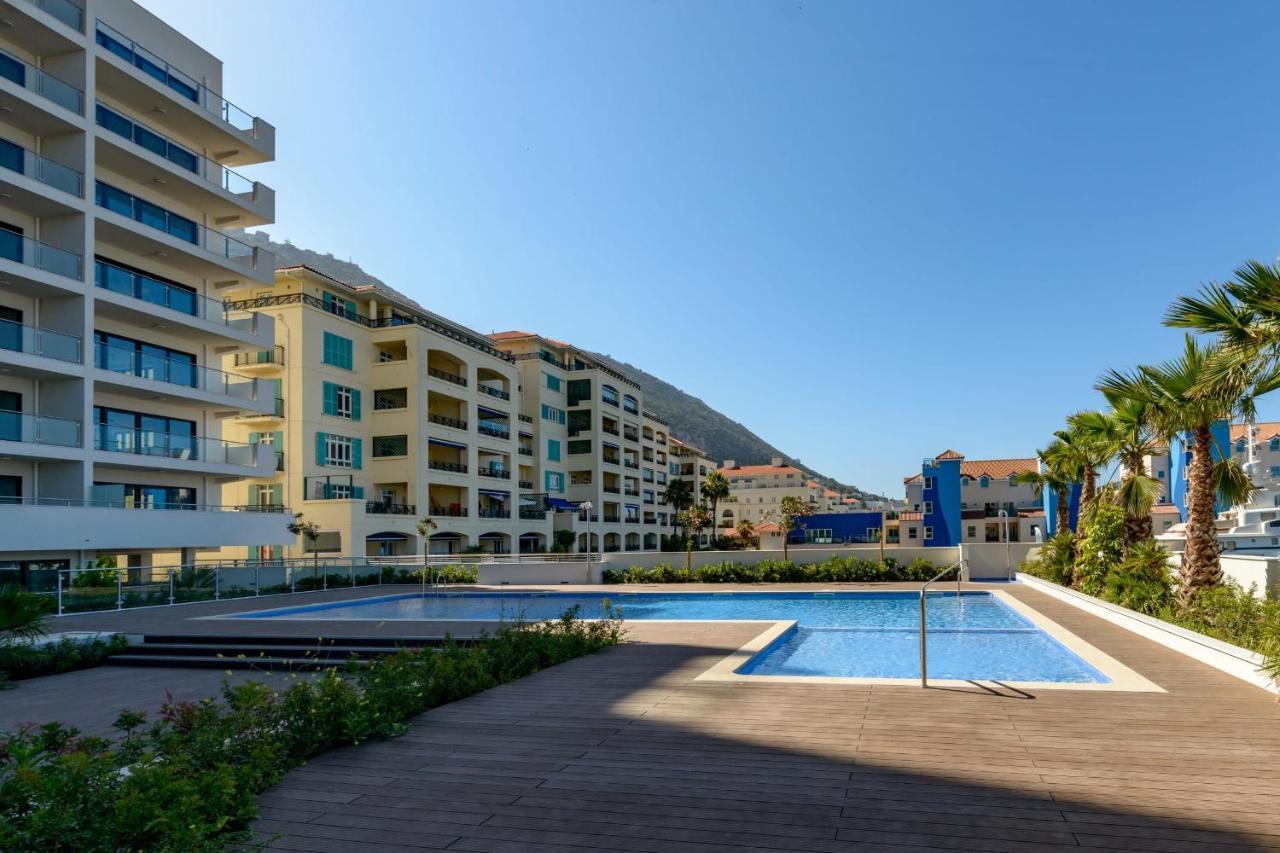 Luxury Modern Apartment With Exceptional Views! Hosted By Sweetstay Гибралтар Екстериор снимка