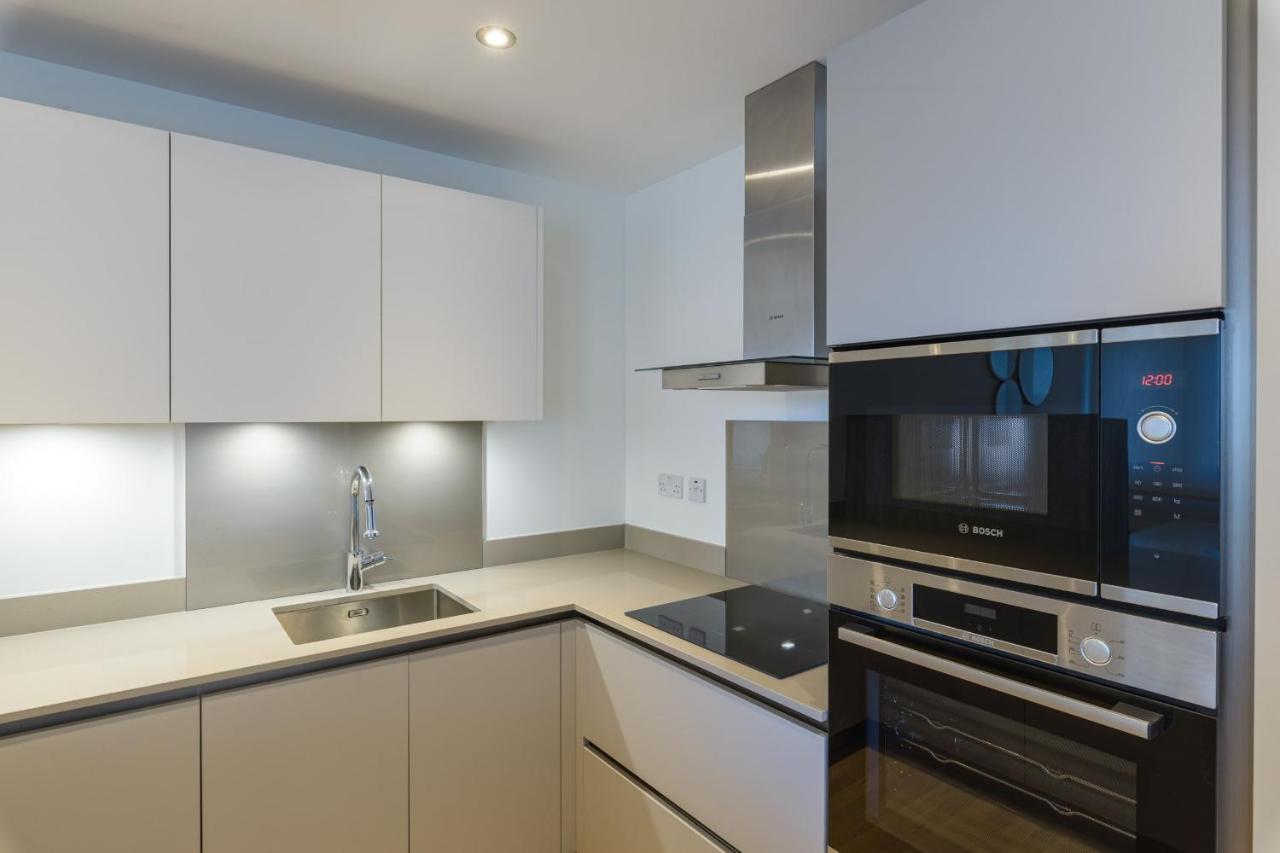 Luxury Modern Apartment With Exceptional Views! Hosted By Sweetstay Гибралтар Екстериор снимка