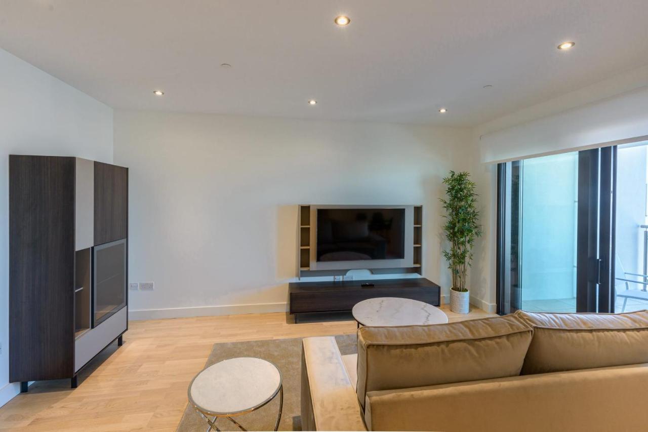 Luxury Modern Apartment With Exceptional Views! Hosted By Sweetstay Гибралтар Екстериор снимка