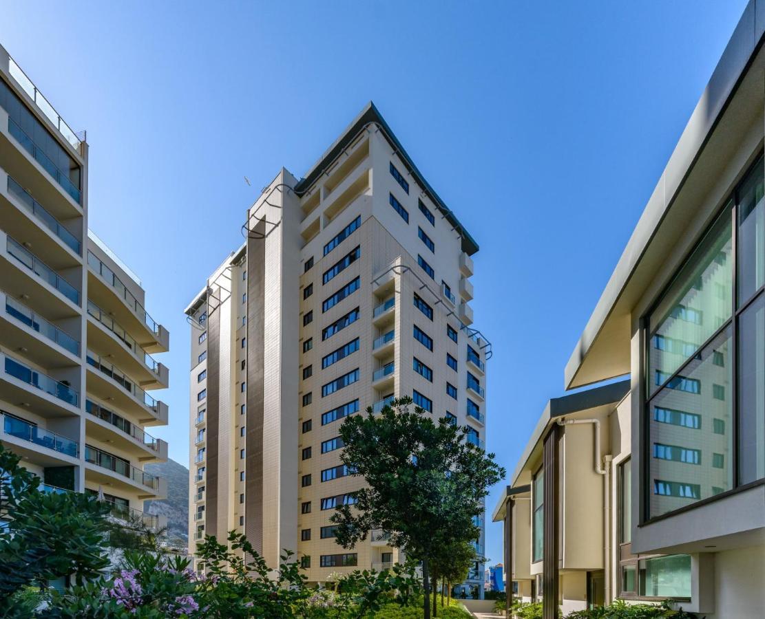 Luxury Modern Apartment With Exceptional Views! Hosted By Sweetstay Гибралтар Екстериор снимка