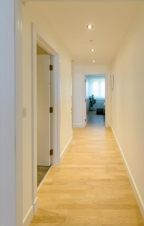 Luxury Modern Apartment With Exceptional Views! Hosted By Sweetstay Гибралтар Екстериор снимка