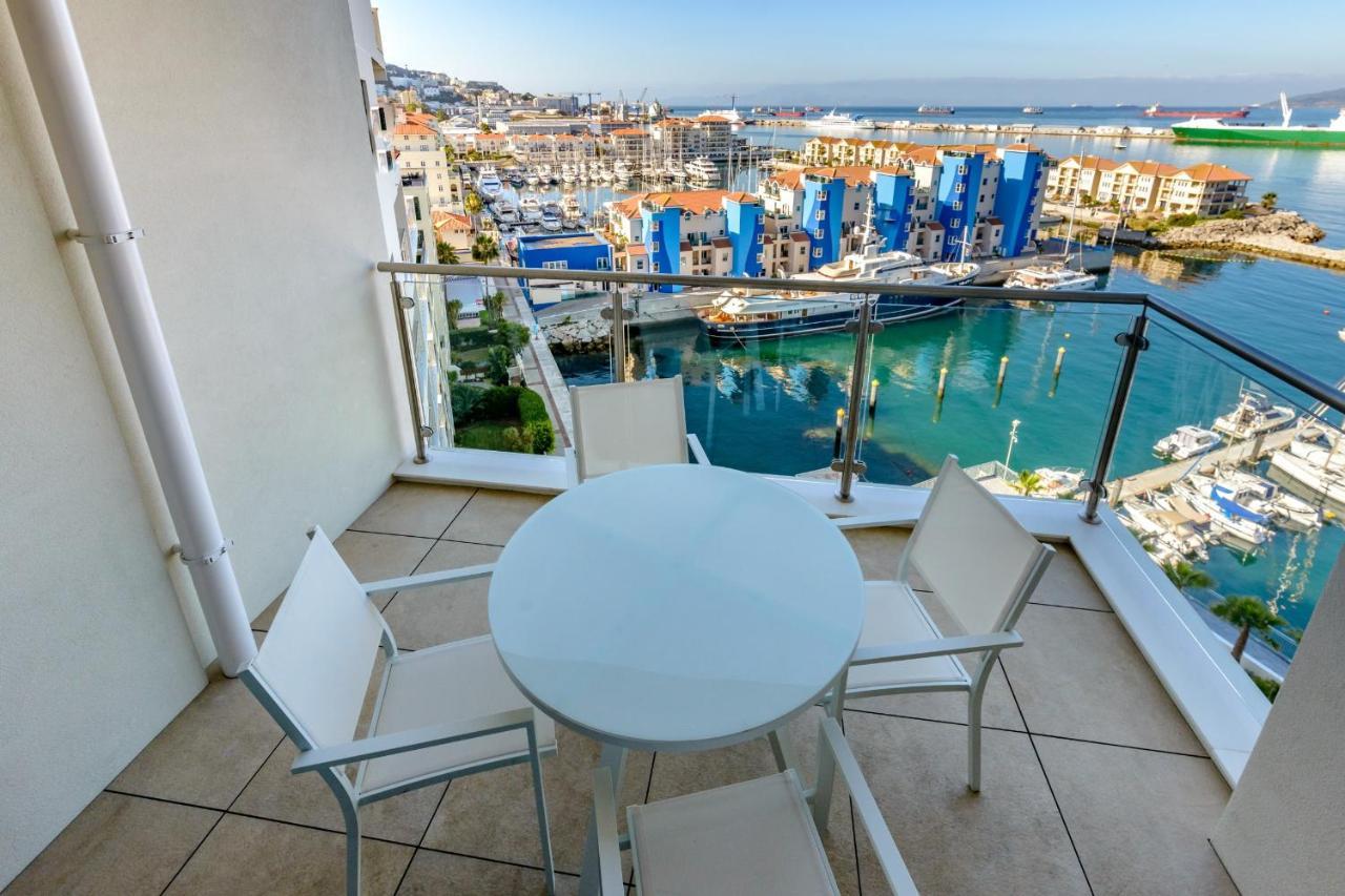 Luxury Modern Apartment With Exceptional Views! Hosted By Sweetstay Гибралтар Екстериор снимка