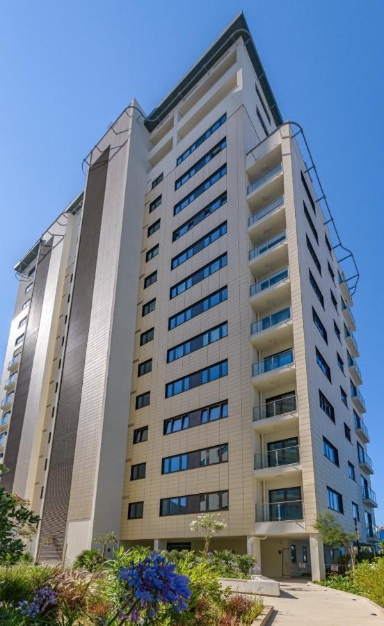 Luxury Modern Apartment With Exceptional Views! Hosted By Sweetstay Гибралтар Екстериор снимка